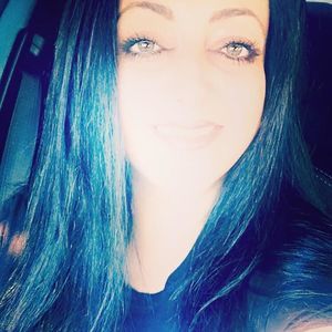 Meet your Posher, Mercedez